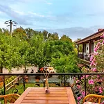 Buek Butik 住宿加早餐酒店 4*